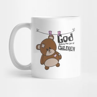 'God Lives In The Joy Of Children' Awesome Family Love Shirt Mug